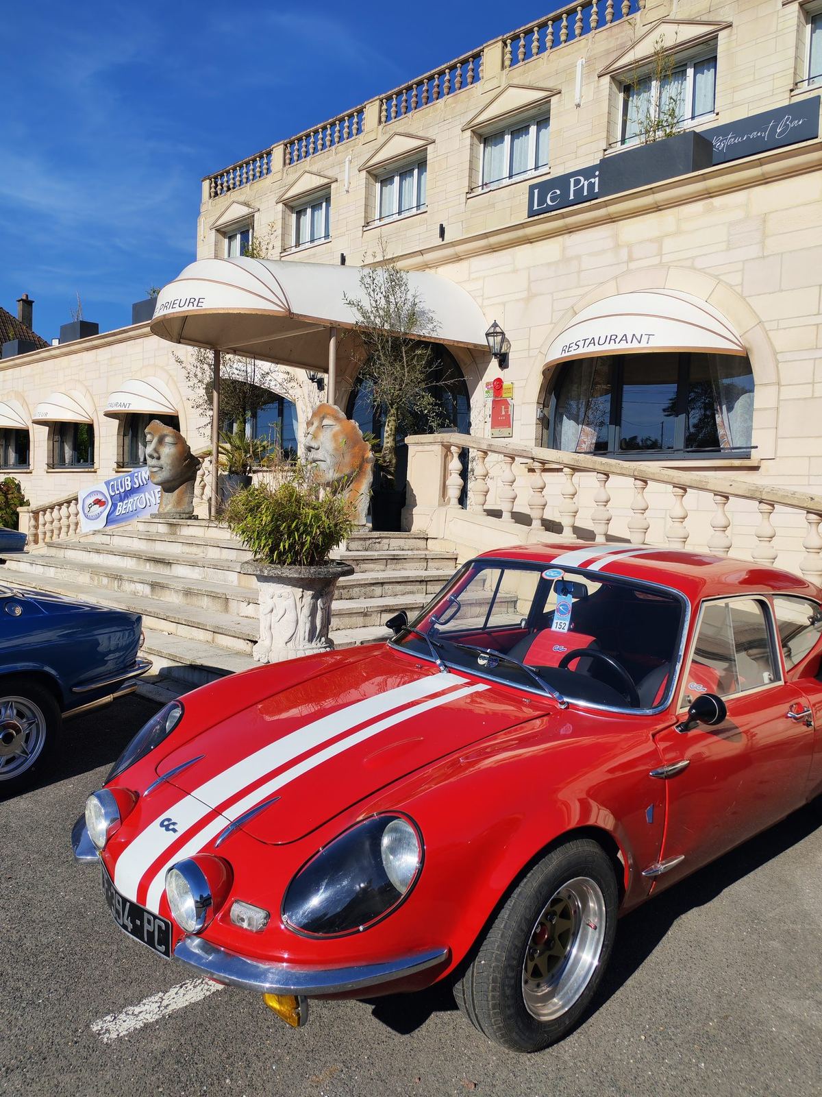 Simca 1200S Bertone rouge à bande blanche